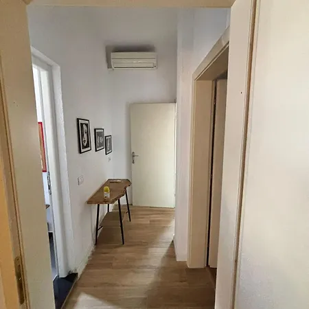 Itan Cozy Modern