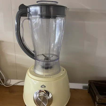 Itan Cozy Modern Lägenhet